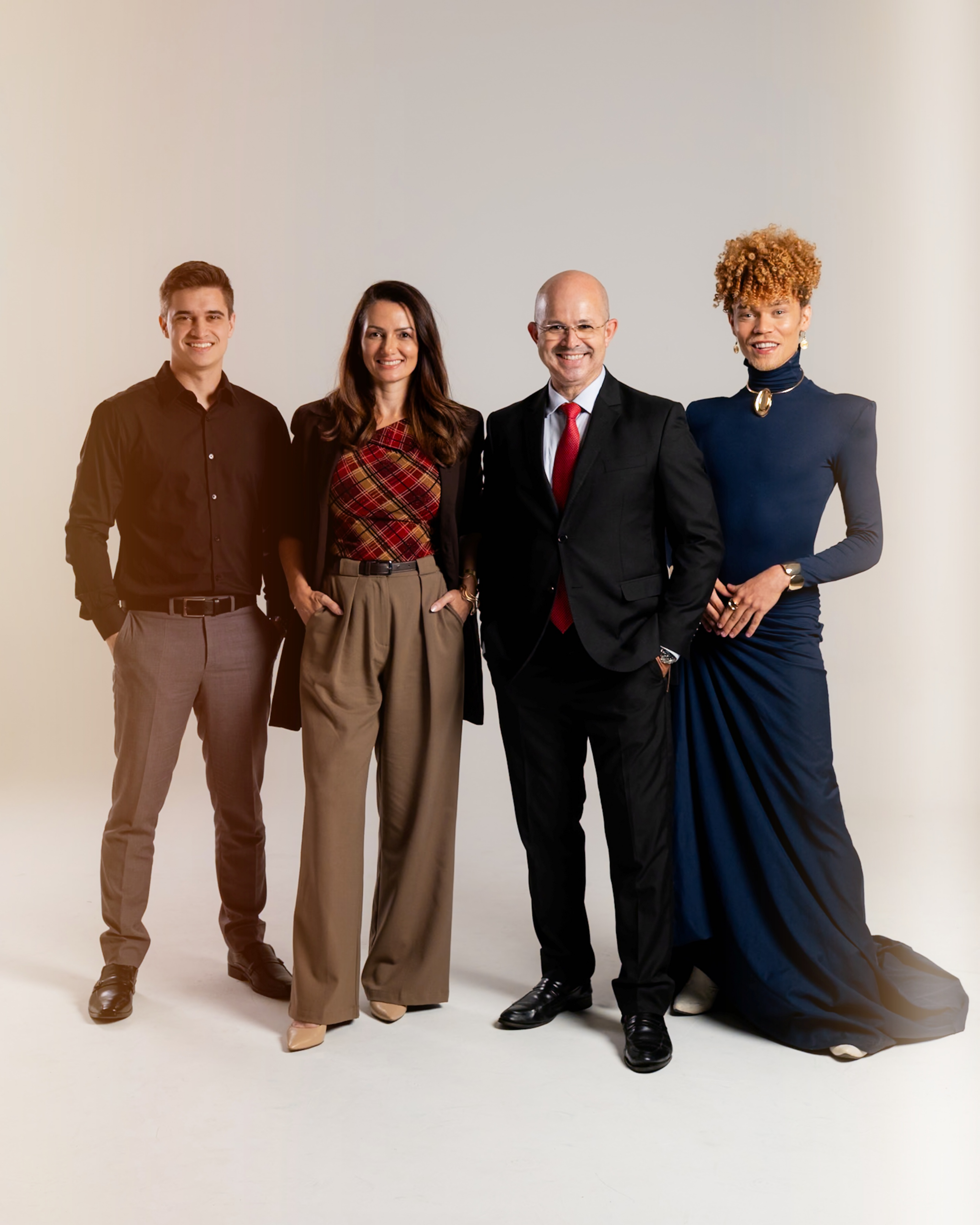 Equipe de comentaristas do programa Contraponto do portal Notícias Joinville