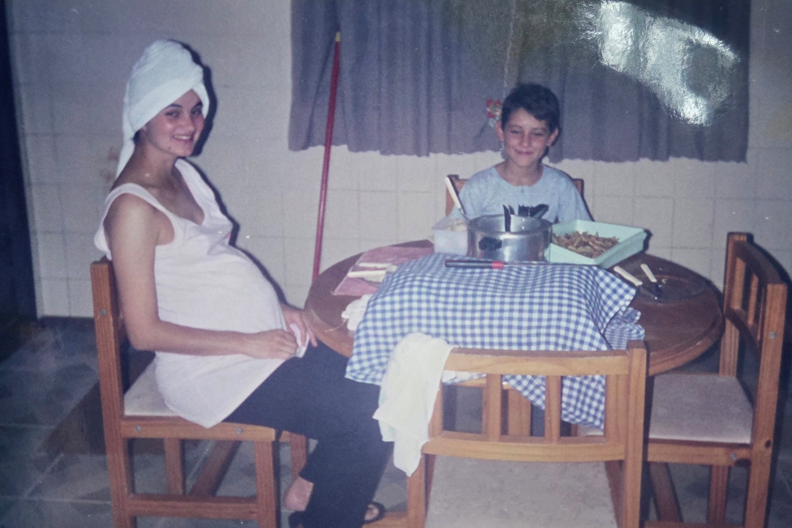 Natali Schneider infancia