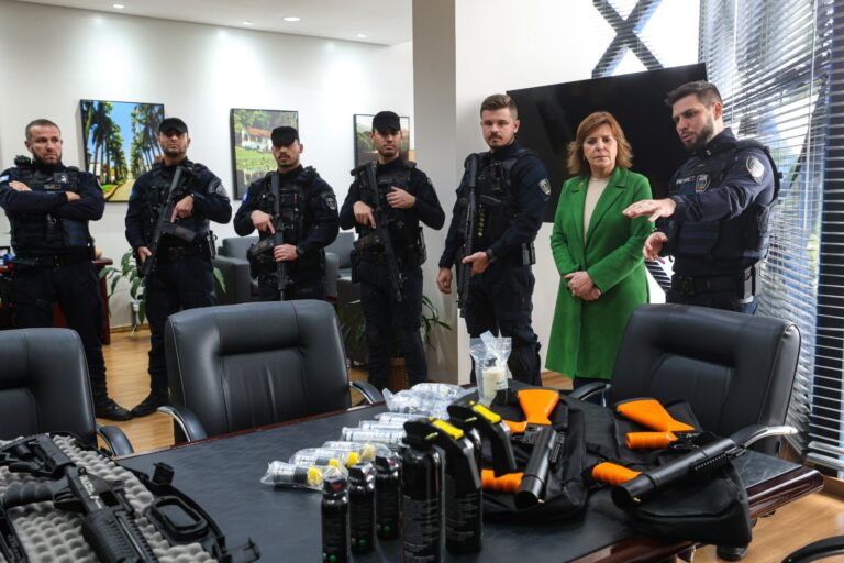 Guarda Municipal de Joinville recebe novas armas e reforça estrutura operacional