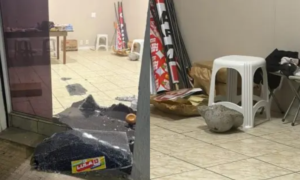 Homem arremessa pedra de 5 kg e destrói porta de comitê de Lula em Joinville