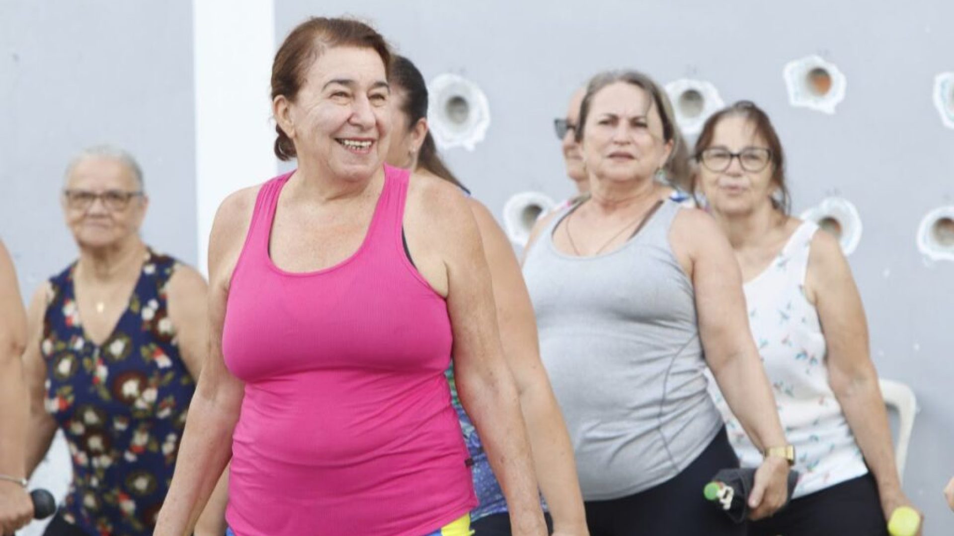 Prefeitura de Joinville abre inscrições para aulões de defesa pessoal e de dança promovidos no Dia D do Outubro Rosa